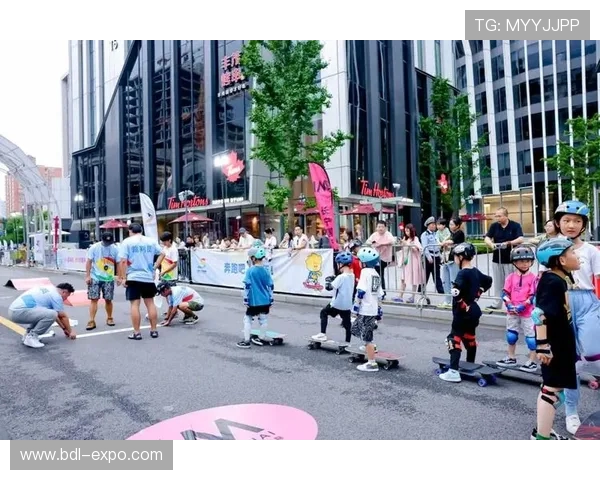 极限运动世界杯回顾上海滑板队默契配合展现团队实力