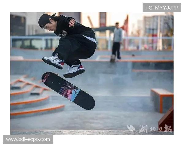 武汉滑板队状态引发热议球迷与教练观点大相径庭